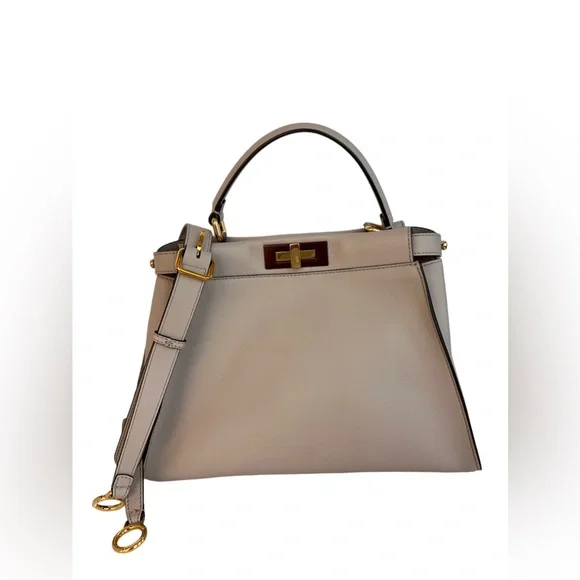 FENDI Vitello Seta Shiny Nappa Medium Peekaboo I